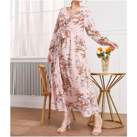 Plus Navy Blue  Floral Print Belted Maxi Dress - Picture 4 of 10